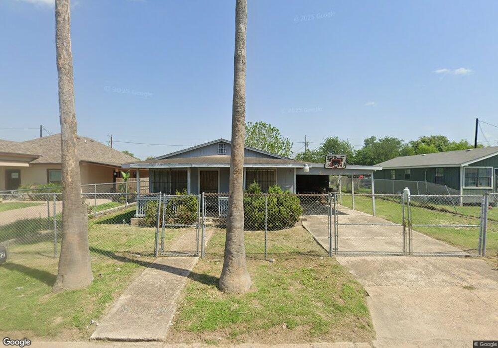 322 Oak St, Donna, TX 78537 - photo 1