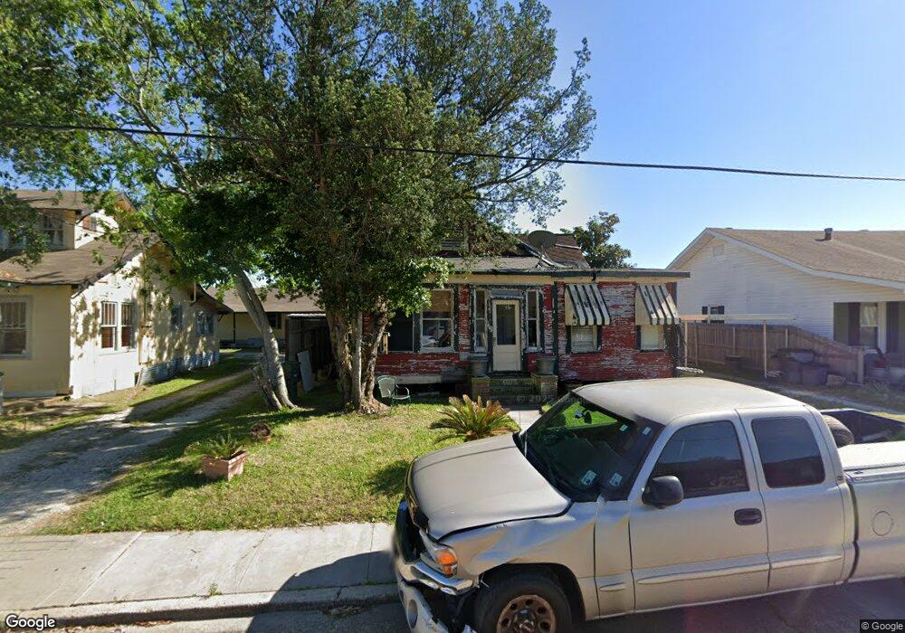 642 Clarence St, Lake Charles, LA 70601 - photo 1