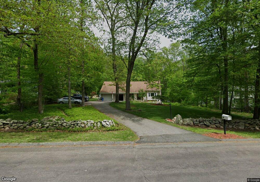 17 Pheasant Run Dr, Gales Ferry, CT 06335 - photo 1