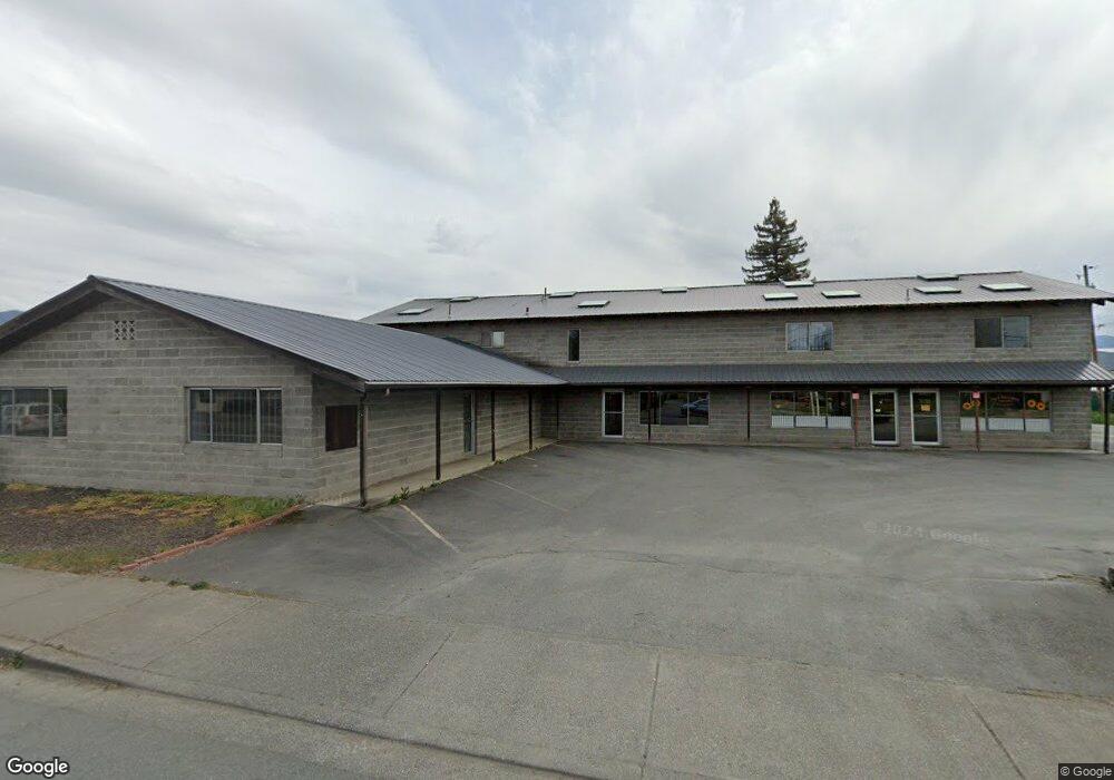 1953 Redwood Ave, Grants Pass, OR 97527 - photo 1