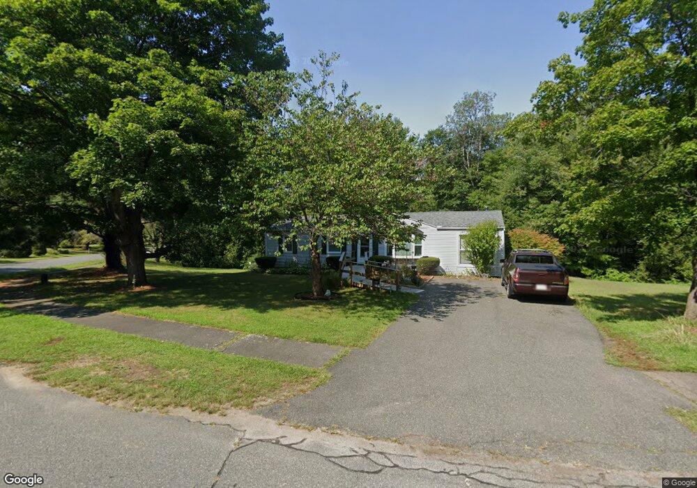 11 Greenwich Rd, Amherst, MA 01002 - photo 1
