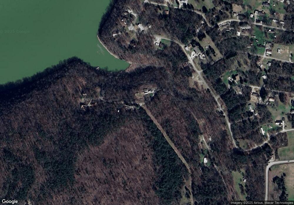 454 Edgewater Rd, Burnside, KY 42519 - photo 1