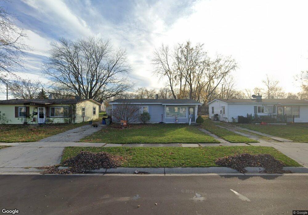 2520 Locust St, Port Huron, MI 48060 - photo 1