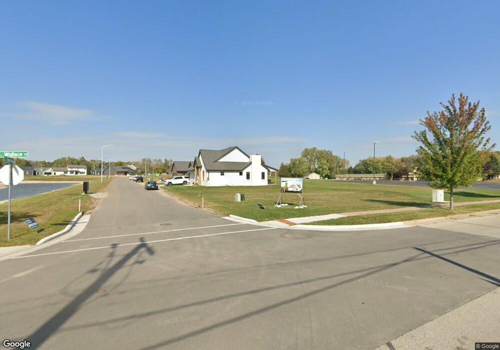 397 Farmhouse Ln, Combined Locks, WI 54113 - photo 1