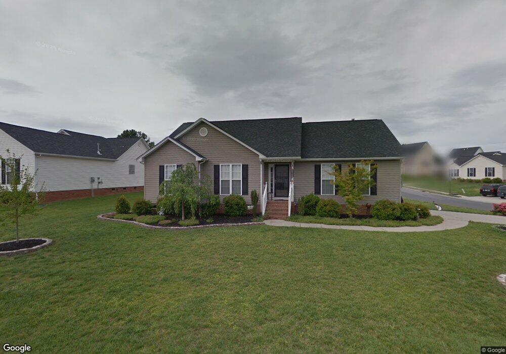 1004 Ayrshire Ln, Dallas, NC 28034 - photo 1