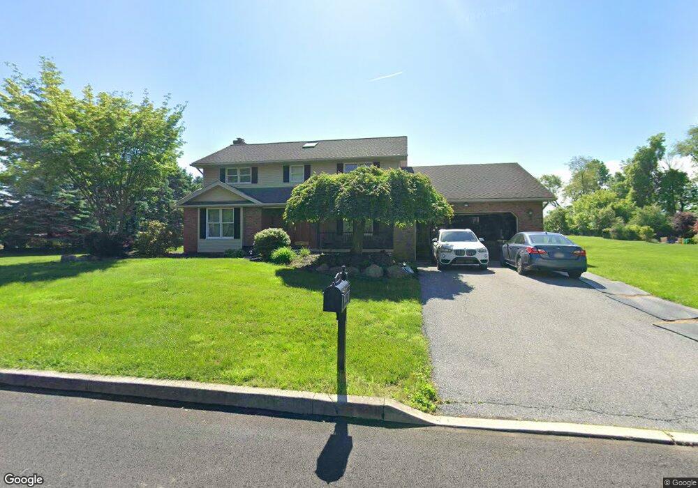 4468 Linda Ln, Emmaus, PA 18049 - photo 1