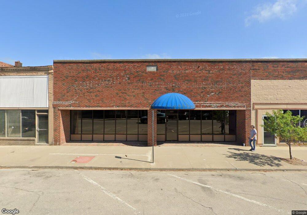 523 W Reed St, Moberly, MO 65270 - photo 1