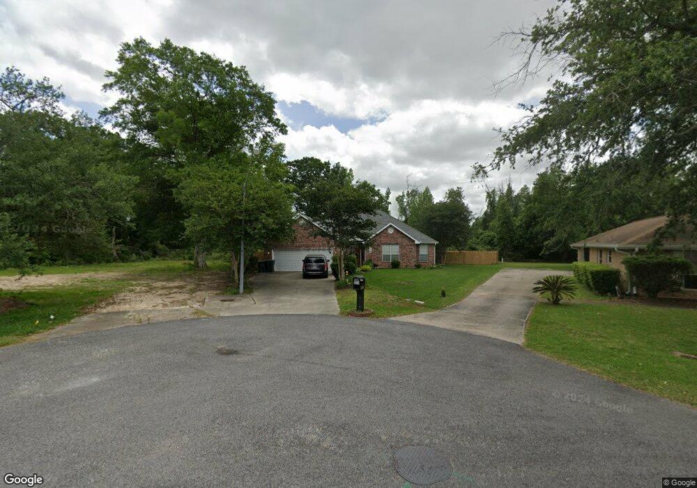 1407 S Greenfield Cir, Lake Charles, LA 70605 - photo 1