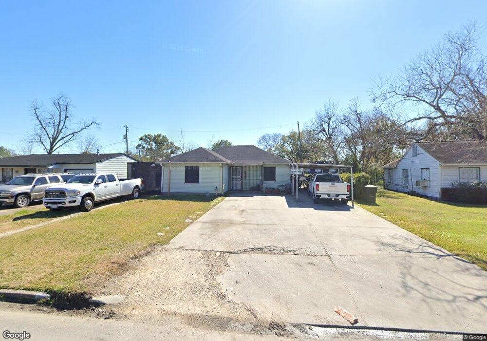 7646 Linda St, Houston, TX 77087 - photo 1