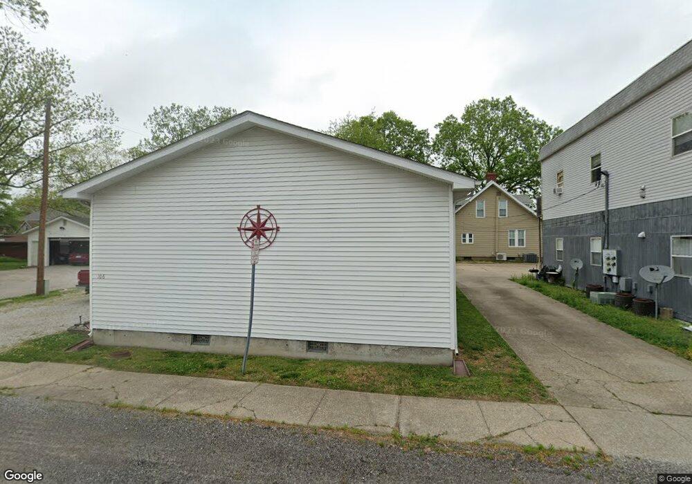 106 W Washington St, Freeburg, IL 62243 - photo 1