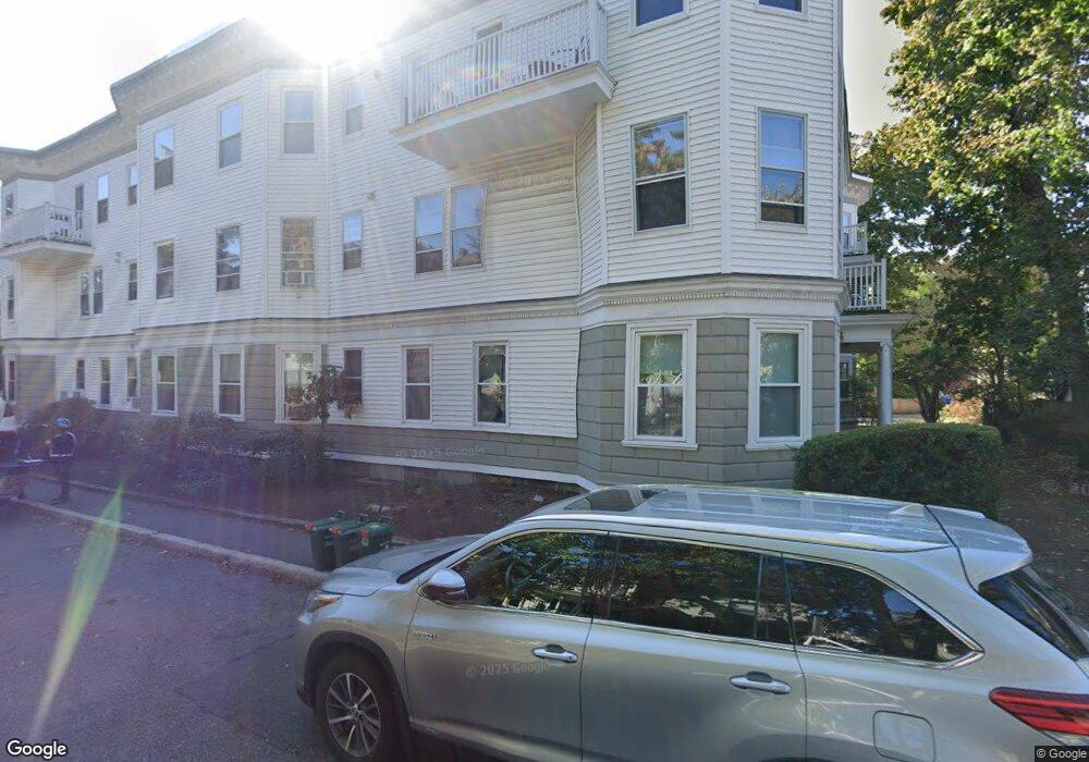 40 Stanton Rd unit 2, Brookline, MA 02445 - photo 1