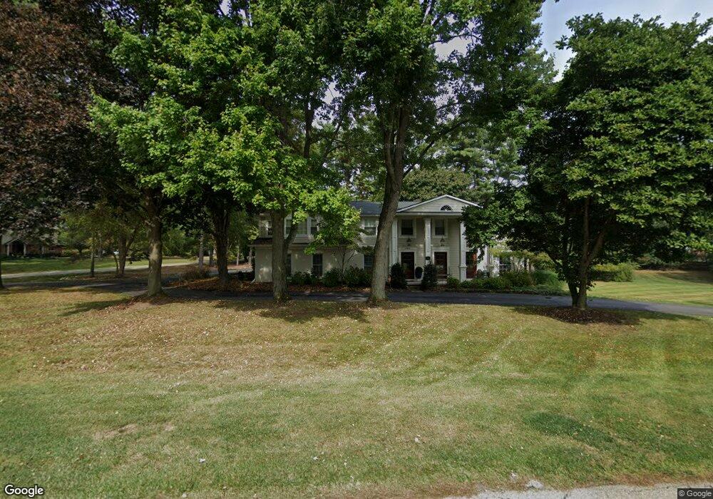 4440 Chisholm Trail, Bloomfield Hills, MI 48301 - photo 1