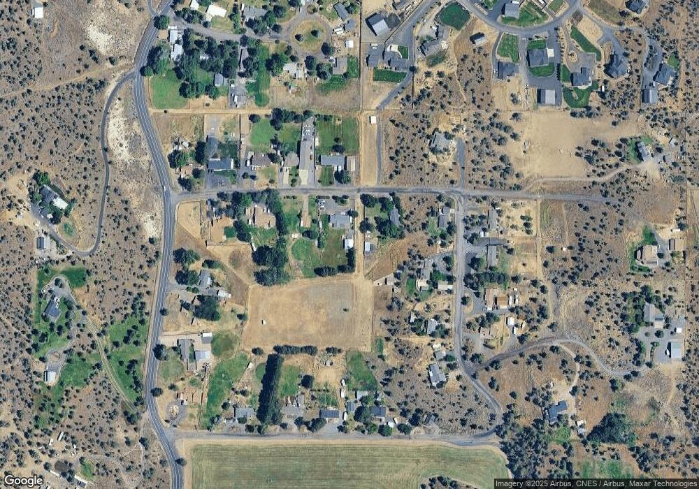 3890 NW Xavier Ave, Redmond, OR 97756 - photo 1