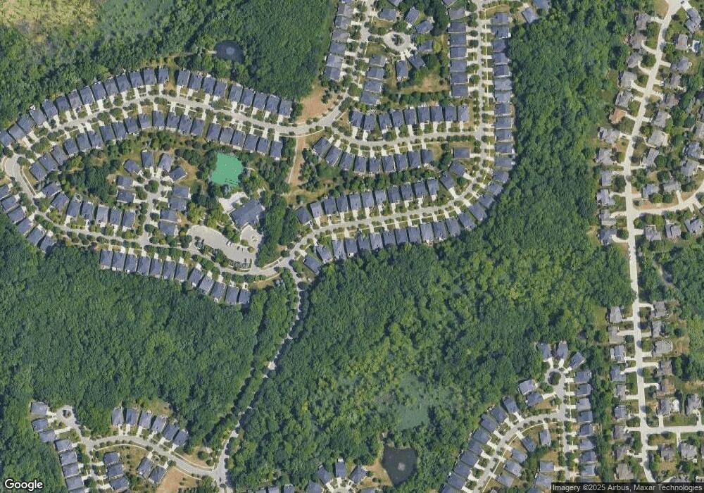 3868 Hillsdale Dr, Auburn Hills, MI 48326 - photo 1