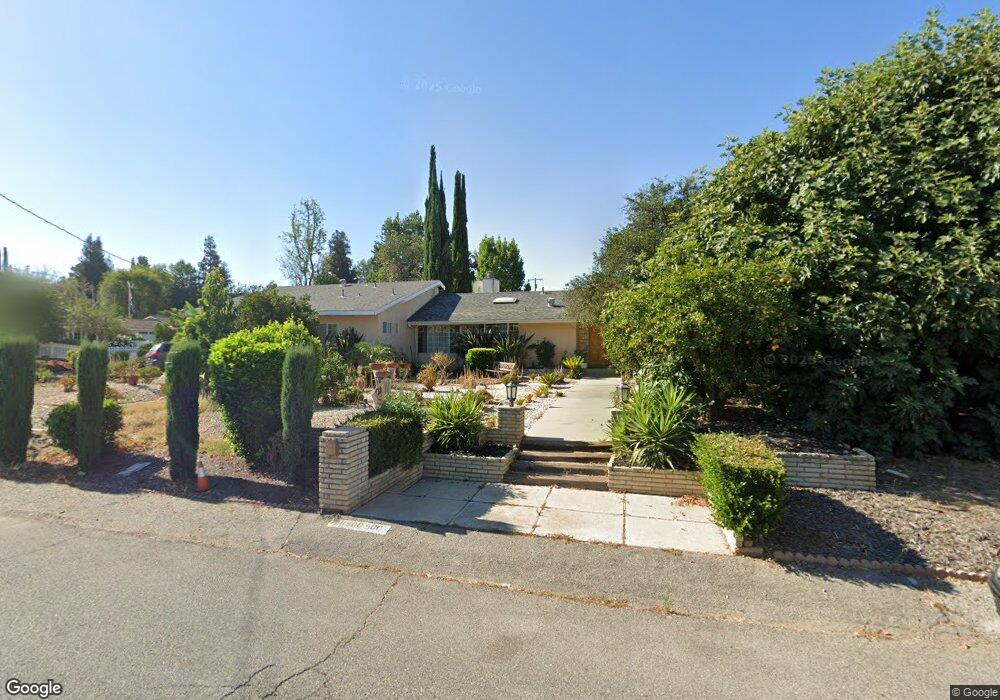 20500 Quedo Dr, Woodland Hills, CA 91364 - photo 1