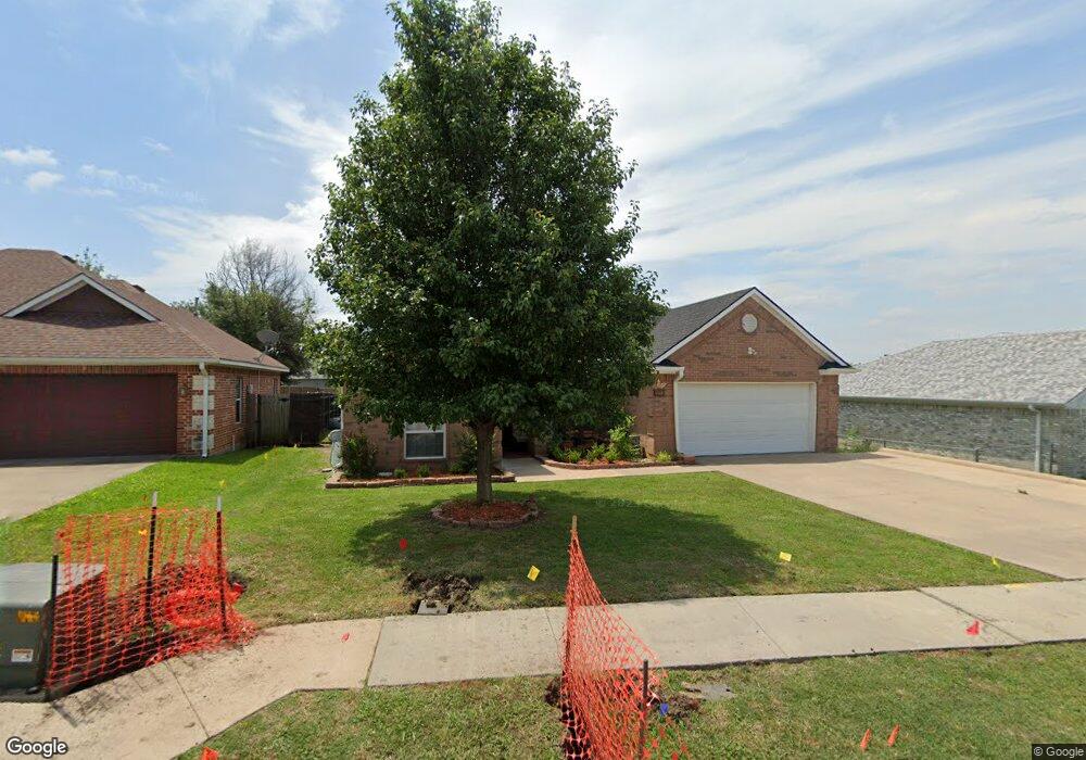 404 Northcreek Dr, Sherman, TX 75092 - photo 1