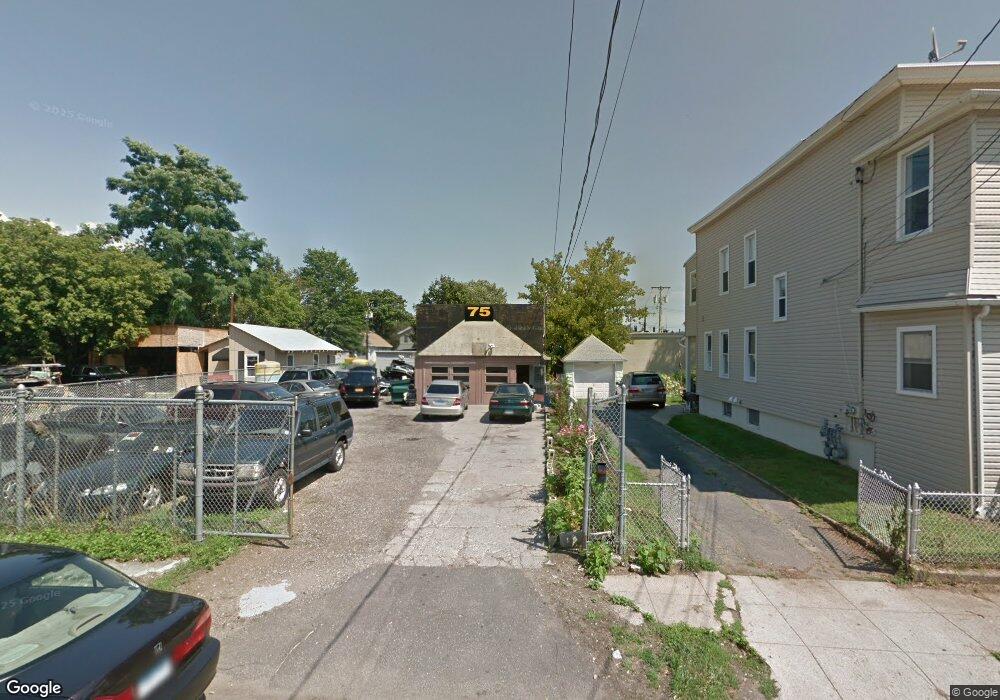 75 Elizabeth St, Bridge Port, CT 06610 - photo 1