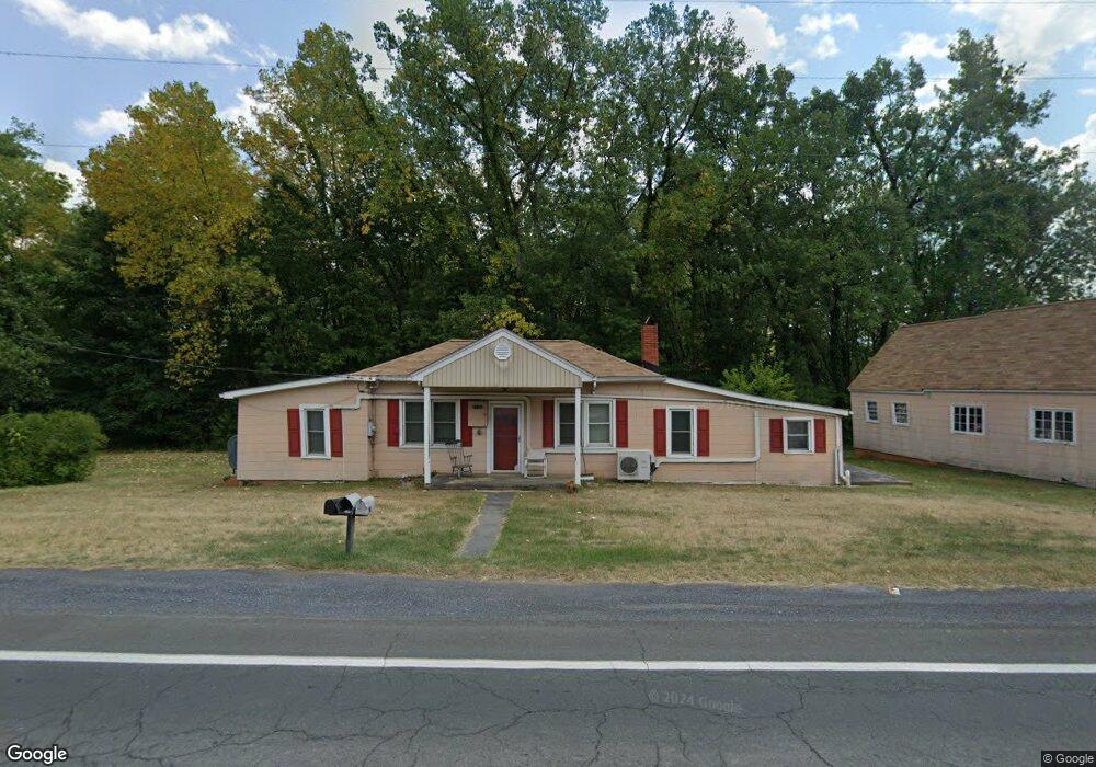 2722 Stonewall Jackson Hwy, Bentonville, VA 22610 - photo 1