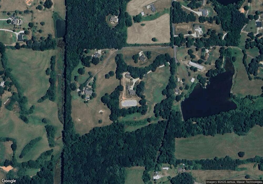 490 Henderson Lake Dr unit B, Canton, GA 30115 - photo 1