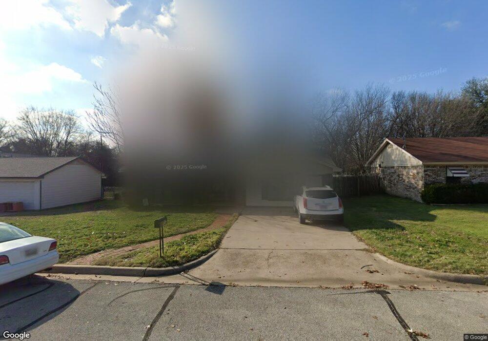 328 Cherry St, Weatherford, TX 76086 - photo 1