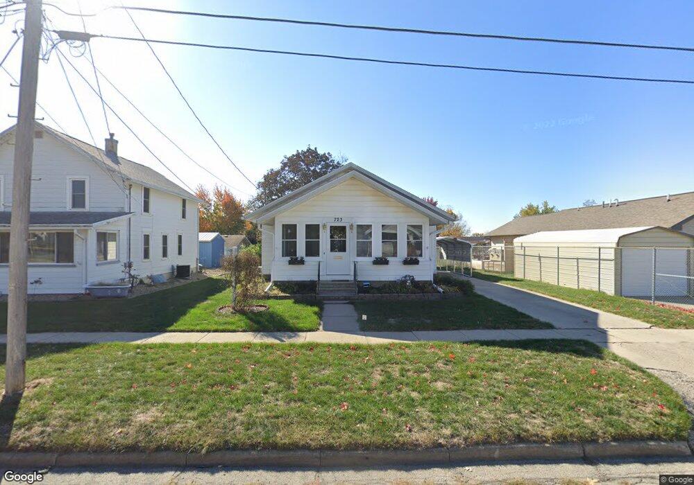 723 S 4th Ave E, Newton, IA 50208 - photo 1