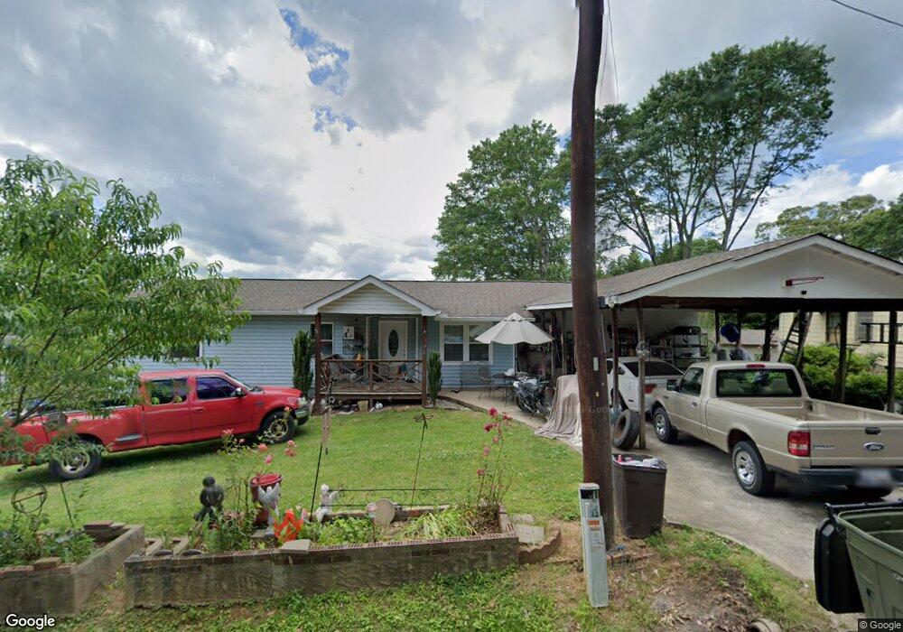 506 S Tugaloo St, Walhalla, SC 29691 - photo 1