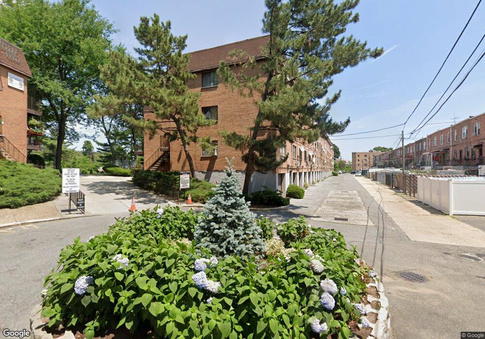 7431 Calamus Cir unit 23, Elmhurst, NY 11373 - photo 1