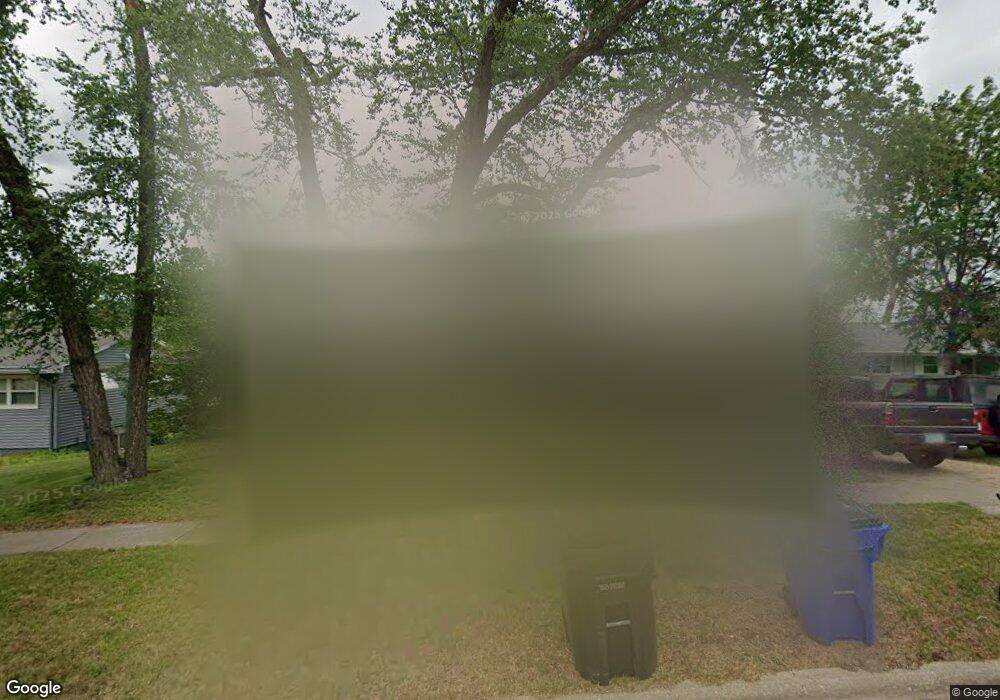 2516 Falcon Dr NE, Cedar Rapids, IA 52402 - photo 1