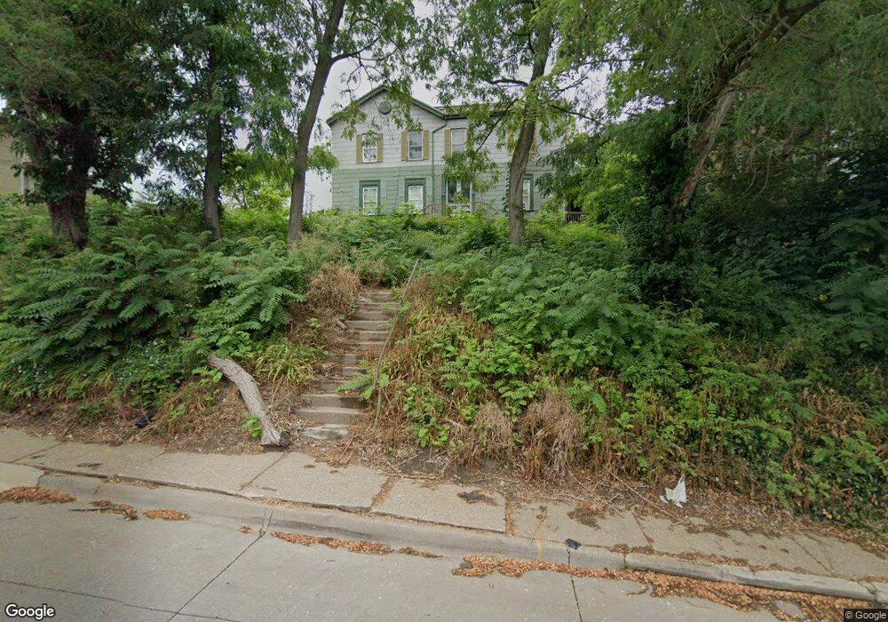 520 E 6th St, Davenport, IA 52803 - photo 1