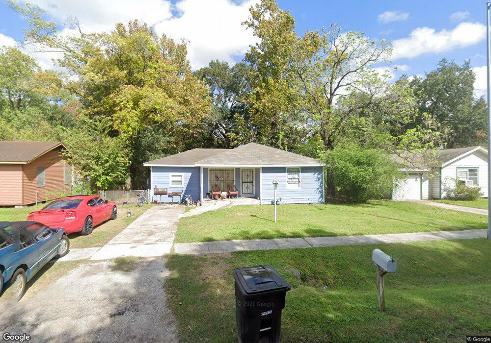 7037 Jay St, Houston, TX 77028 - photo 1