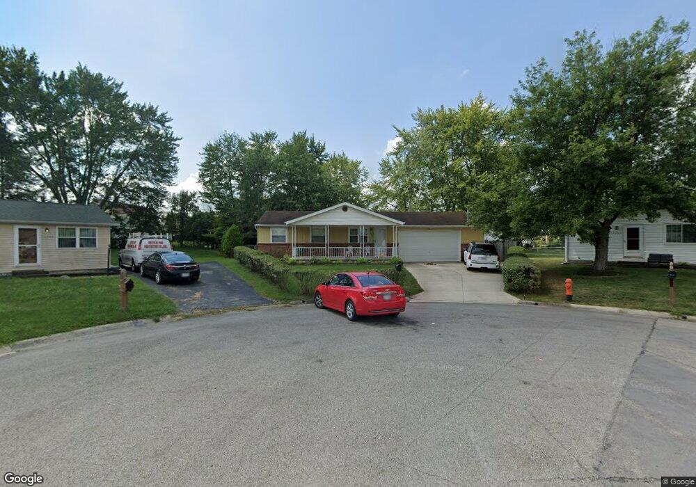 1729 Westwind Ln, Columbus, OH 43223 - photo 1