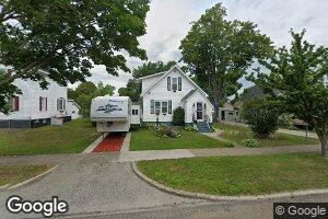 520 Montana Ave, Gladstone, MI 49837