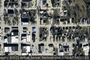 209 E Prospect St, New Hampton, IA 50659