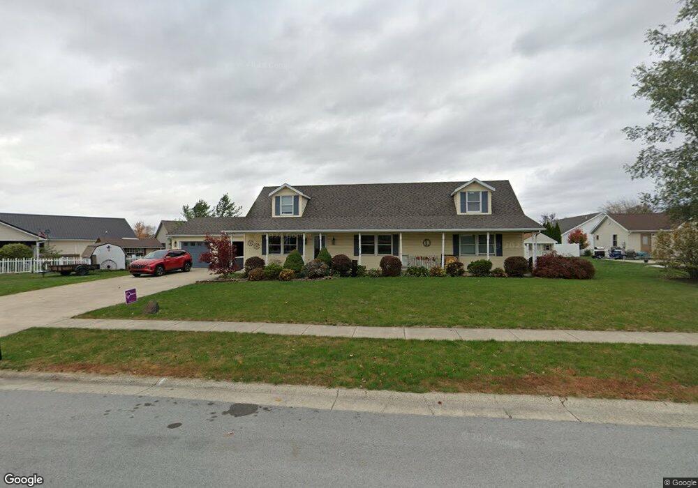 1004 Cherokee Crossing, Wapakoneta, OH 45895 - photo 1