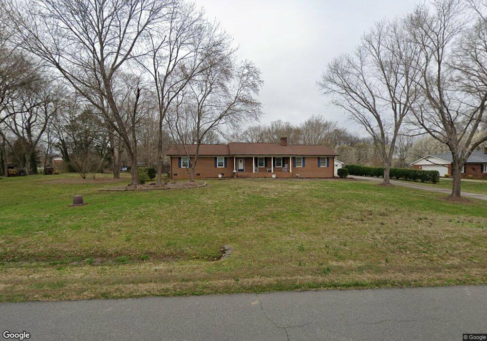 4384 Coddle Creek Dr, Concord, NC 28027 - photo 1