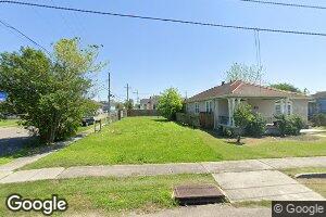 1739 Pauline St, New Orleans, LA 70117