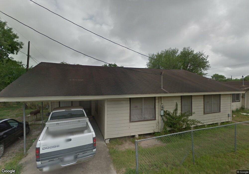 227 S Salinas Blvd, Donna, TX 78537 - photo 1