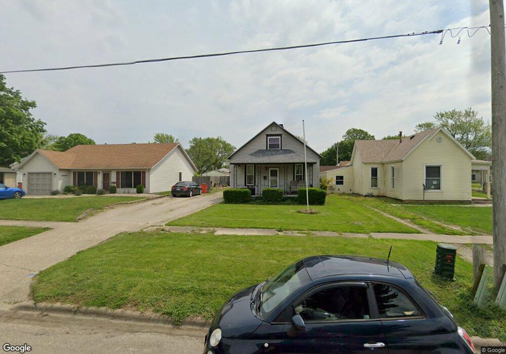 212 S 32nd St, Mattoon, IL 61938 - photo 1
