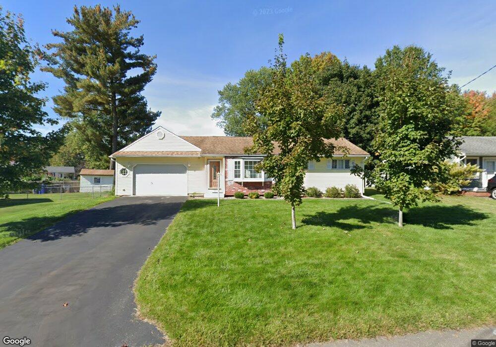 5 Hillyer Dr, Enfield, CT 06082 - photo 1