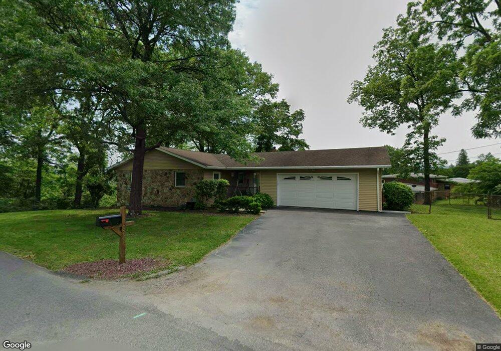 2222 High Point Ln, Slatington, PA 18080 - photo 1