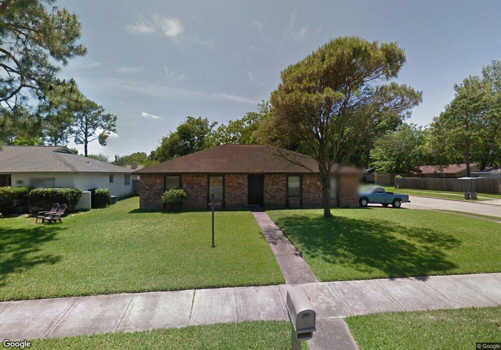 16402 Blackhawk Blvd, Friendswood, TX 77546 - photo 1