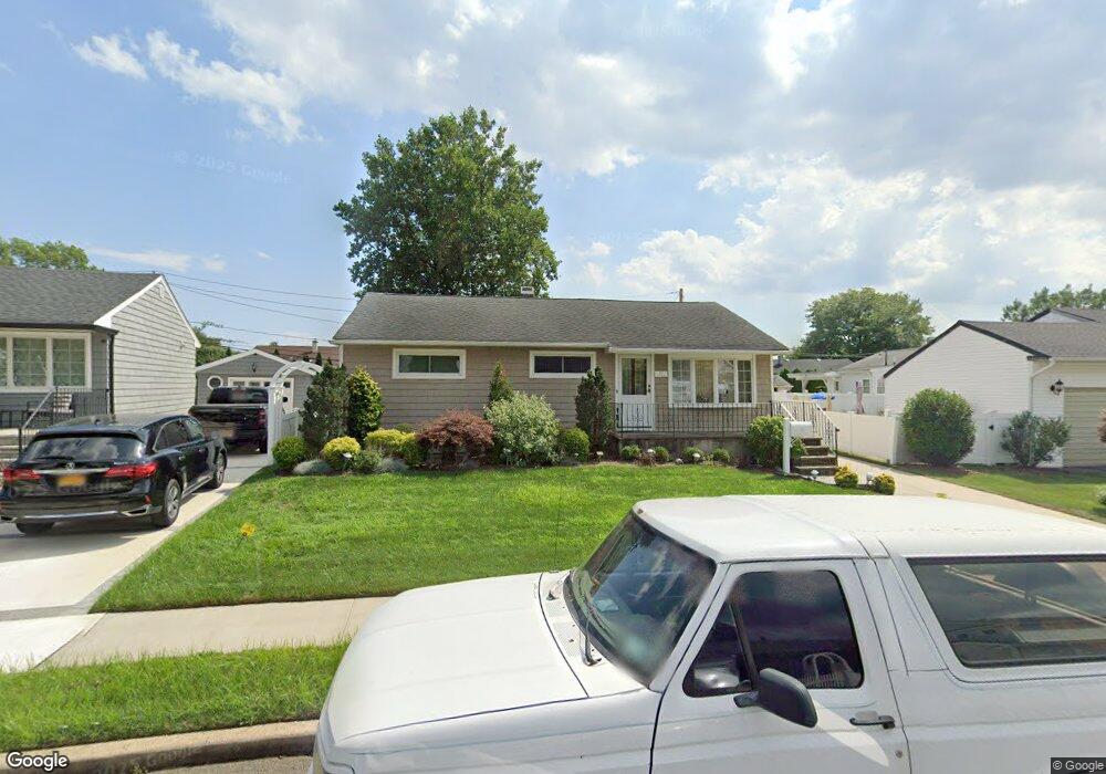 767 Othello Ave, Franklin Square, NY 11010 - photo 1