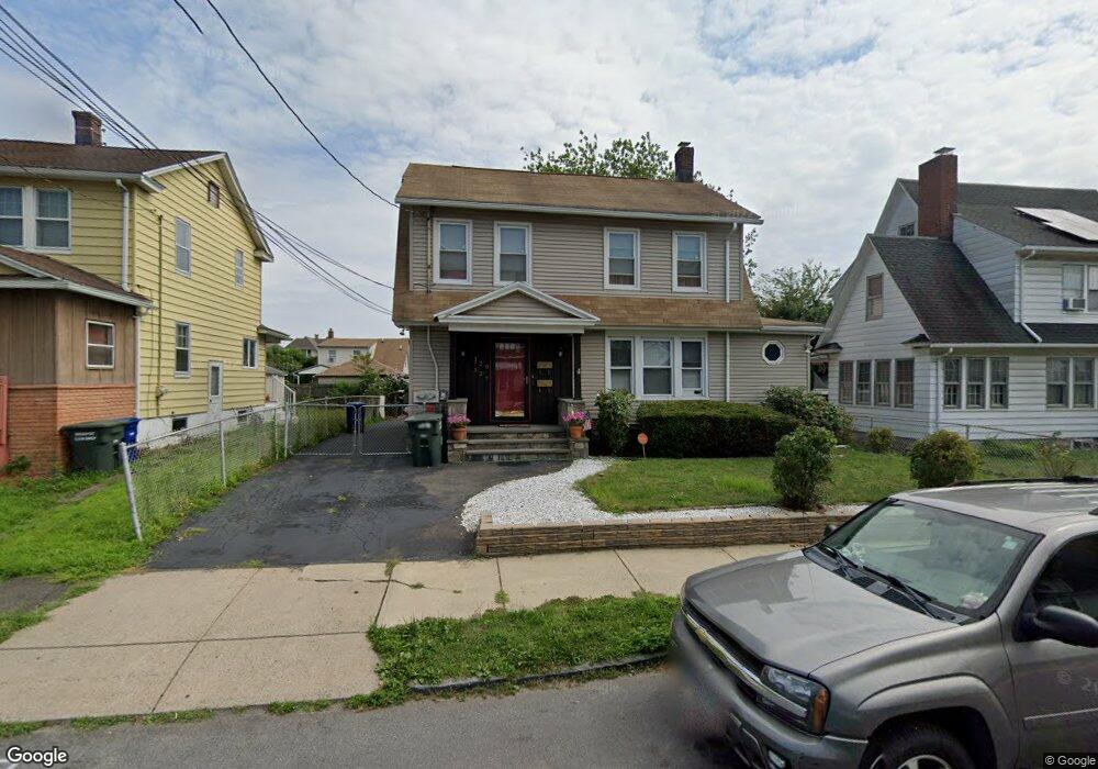 127 Manhattan Ave, Bridgeport, CT 06606 - photo 1