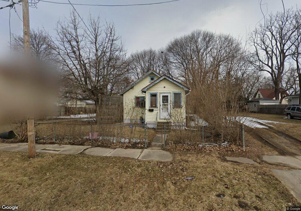 133 E Linsey Blvd, Flint, MI 48503 - photo 1