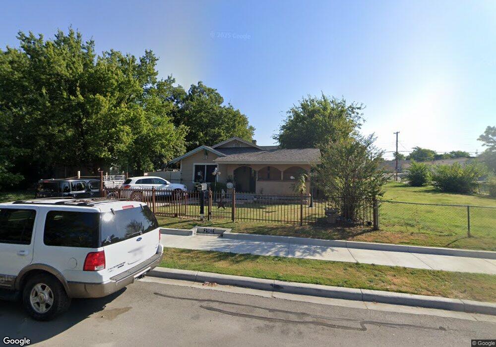 2902 NW 26th St, Fort Worth, TX 76106 - photo 1