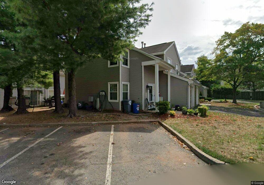 92 Renaissance Ln, New Brunswick, NJ 08901 - photo 1