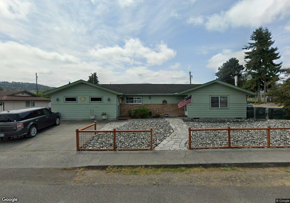 393 W Hemlock St, Sequim, WA 98382 - photo 1