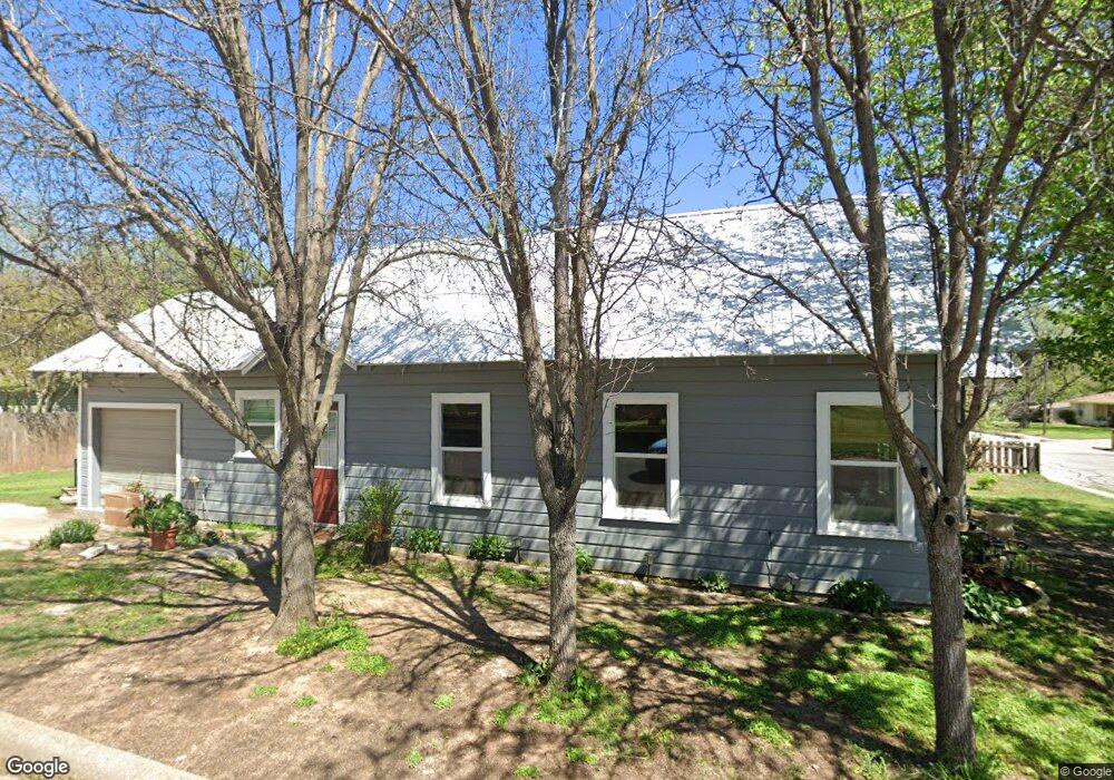 614 W Spring St, Weatherford, TX 76086 - photo 1