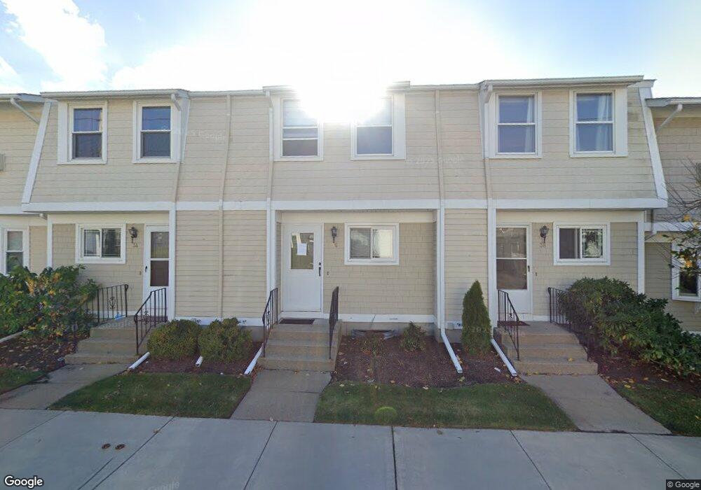 38 Newton St, Pawtucket, RI 02860 - photo 1