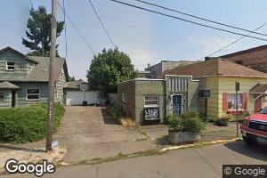 352 NE B St, Willamina, OR 97396